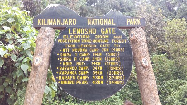 Kilimanjaro - dag een van de trek